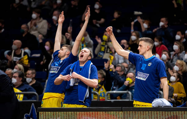 而是通过 而是通过