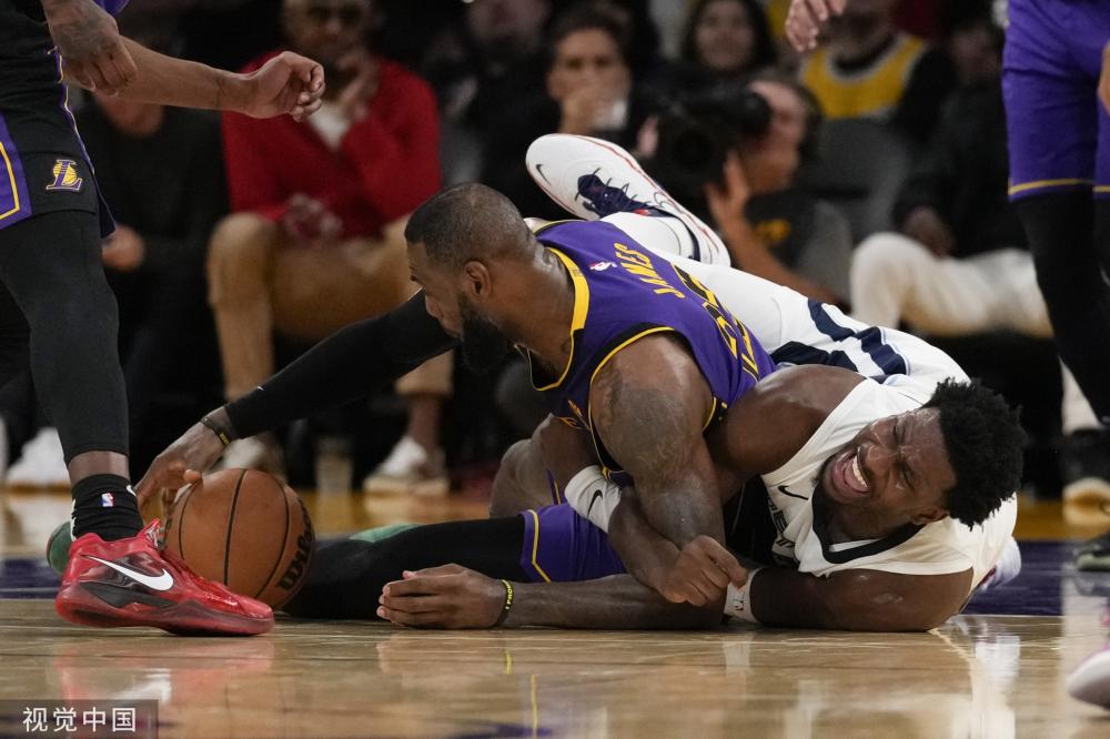 正是对他过 正是对他过